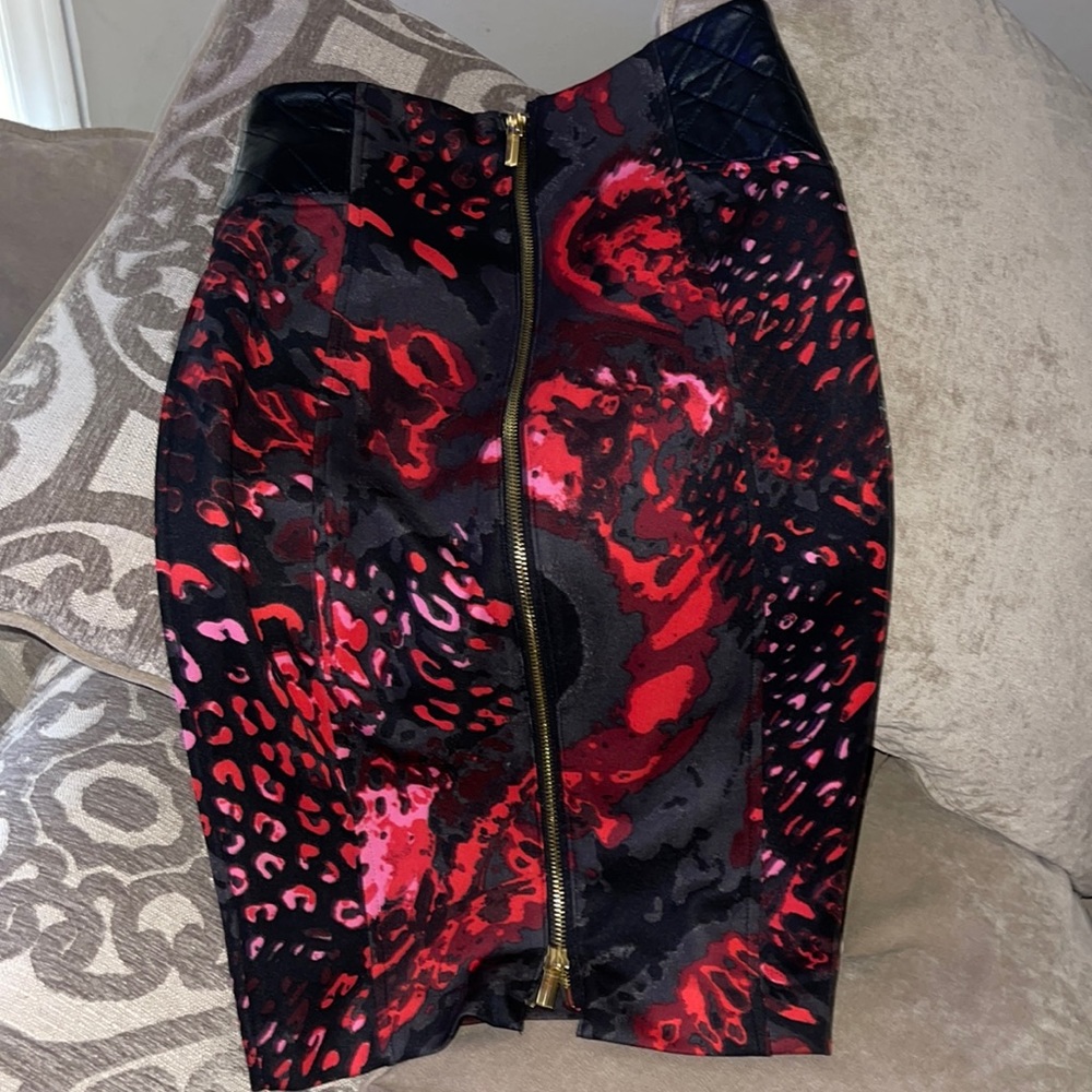 Hi wasted pencil skirt